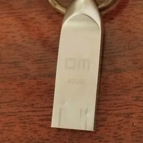 fleshka 32gb