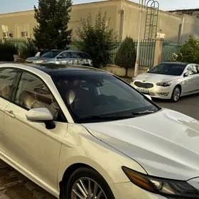 Toyota Camry 2020