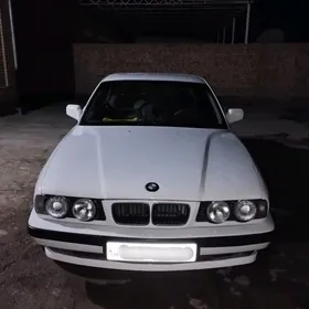 BMW 525 1990
