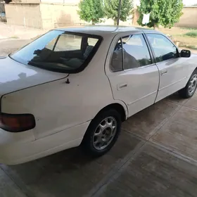 Toyota Camry 1993