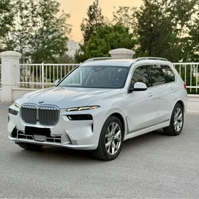 BMW X7 2023