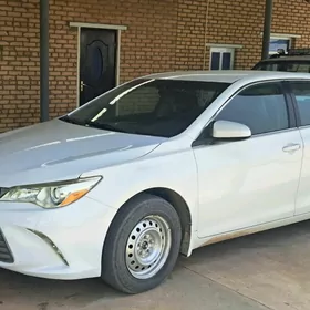 Toyota Camry 2016