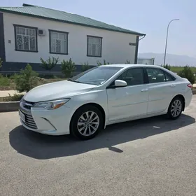 Toyota Camry 2016