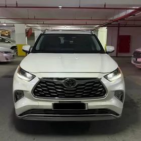 Toyota Highlander 2020