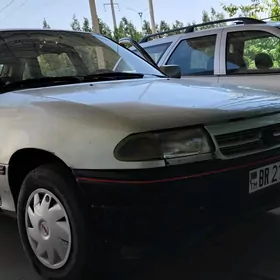 Opel Astra 1992