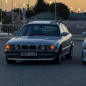 BMW 525 1990