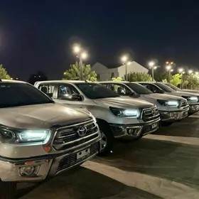 Toyota Hilux 2025