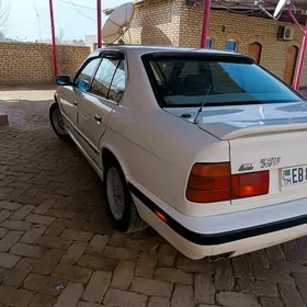BMW 525 1990