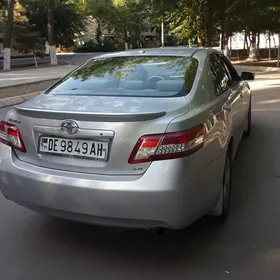 Toyota Camry 2010
