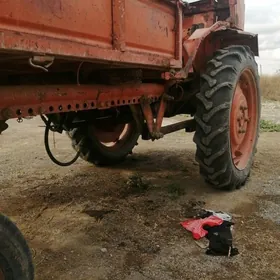 MTZ 80 2000