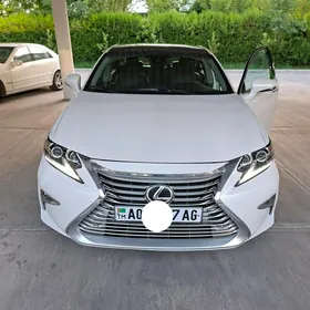Lexus ES 350 2018