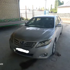 Toyota Camry 2010