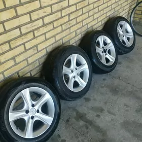 15 lik Mary disga pakrysga