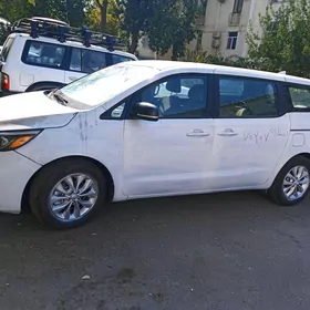 Kia Sedona 2020