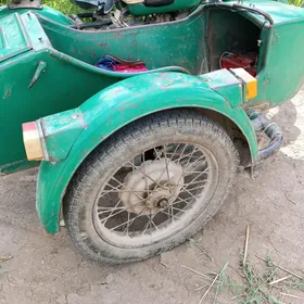 Ural 4320 1990