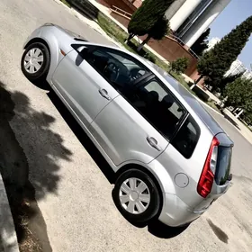 Ford Figo 2012