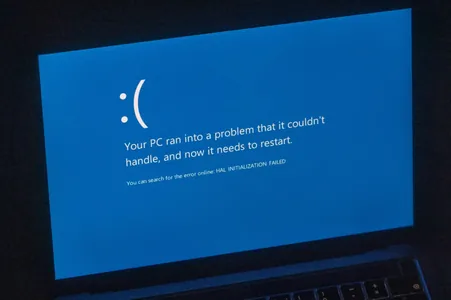 Microsoft официально изменит дизайн «экрана смерти» на черный: он был синим 40 лет