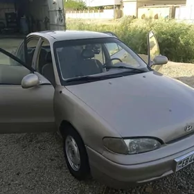 Hyundai Accent 1995