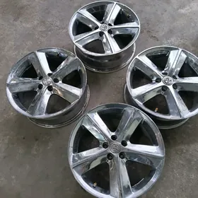 corolla hrom 17 lik karolla