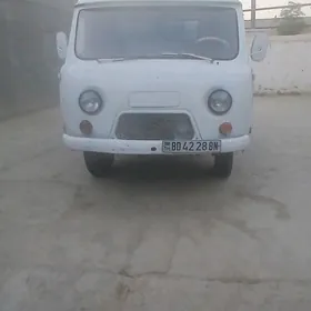 UAZ 452 1991