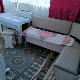 кухонный уголок