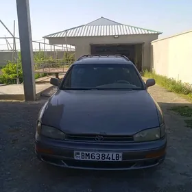 Toyota Camry 1992