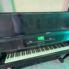 Piano amatly