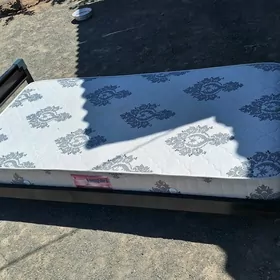 Krowat Matras