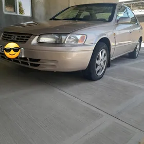Toyota Camry 1997