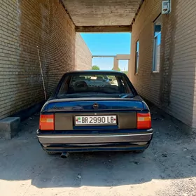 Opel Vectra 1992