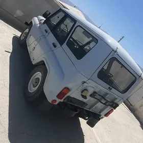 UAZ 469 2009