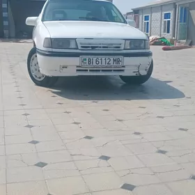 Opel Vectra 1991