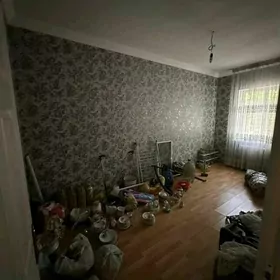 Ким район 1эт 4ком 92м2 Сроч