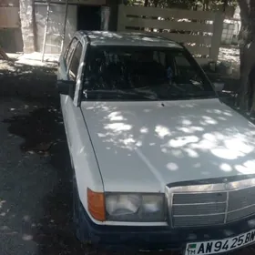 Mercedes-Benz 190E 1993