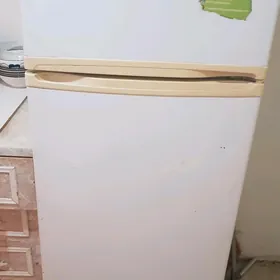 холодильник не рабочий