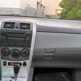 Toyota Corolla 2011