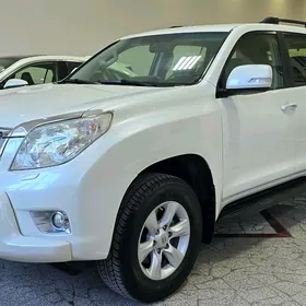 Toyota Land Cruiser Prado 2013