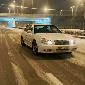 Hyundai Sonata 2002