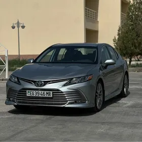 Toyota Camry 2022