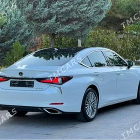 Lexus ES 350 2022