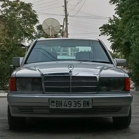 Mercedes-Benz 190E 1990