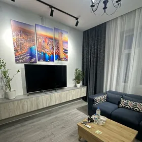 Azady köçe