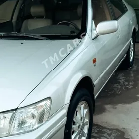 Toyota Camry 2001