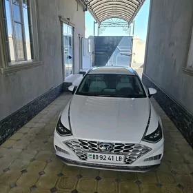 Hyundai Sonata 2021