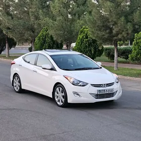 Hyundai Elantra 2011