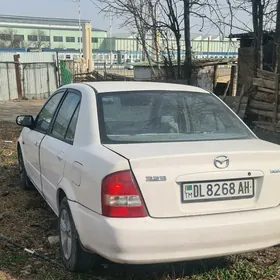 Mazda 323 2002