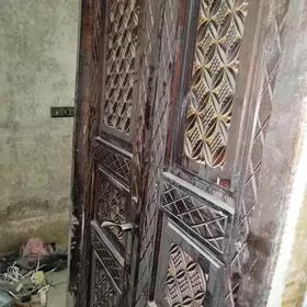 Keşdeli gapy