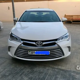Toyota Camry 2017