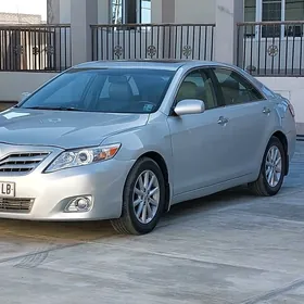 Toyota Camry 2011