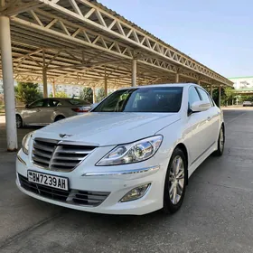 Hyundai Genesis 2013